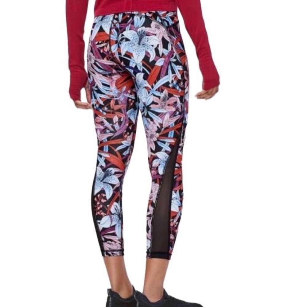 Lululemon Train Times 7/8 Pant 25" Lush Lillies Multi SIZE 4